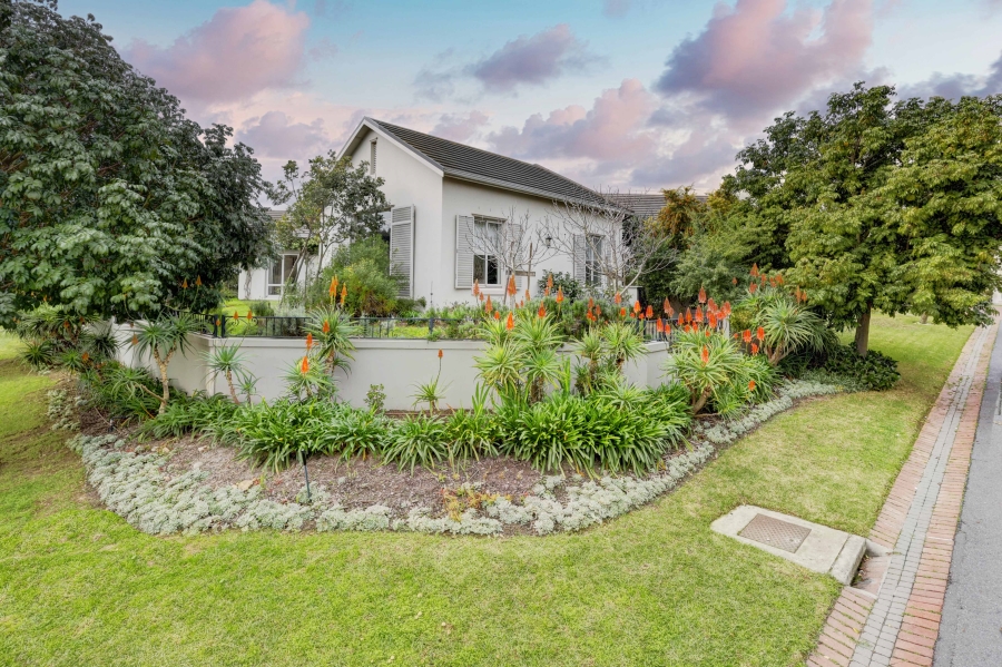 4 Bedroom Property for Sale in Val De Vie Estate Western Cape